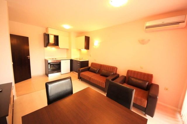 Sunny Apartment with terrace in Horyzont