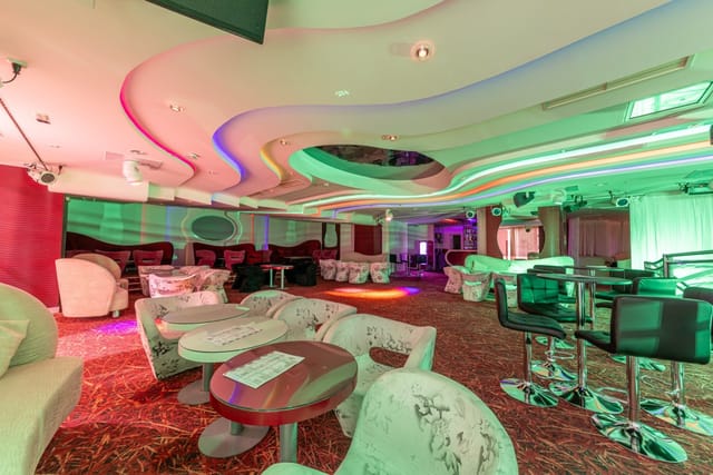 Night Club in The Flamingo Grand Hotel - Photo 2
