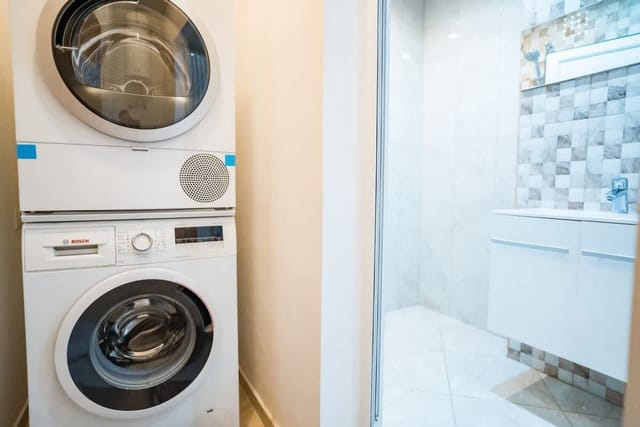 Black Sea Luxury 2bdrm Apartment