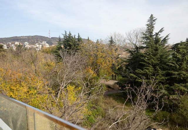 Cozy 1-Bedroom with Sea View & Parking