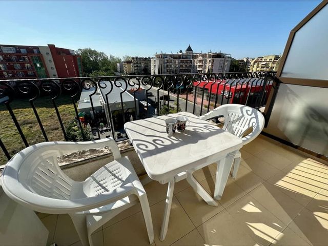 Cozy studio with balcon  Royal Sun