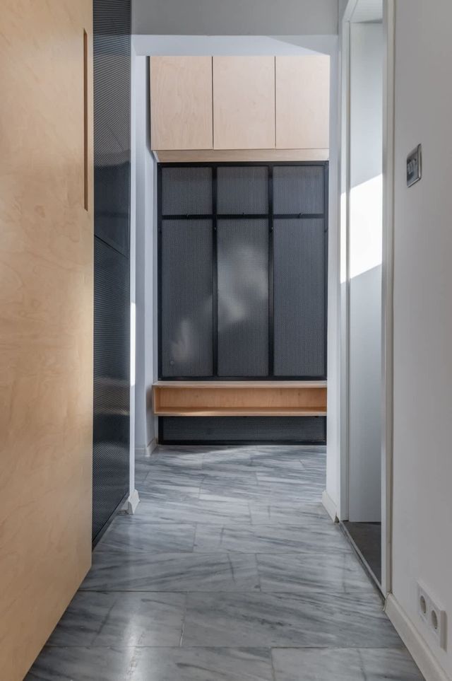 Industrial 2BD Flat | 3 Min to Metro & Stadium