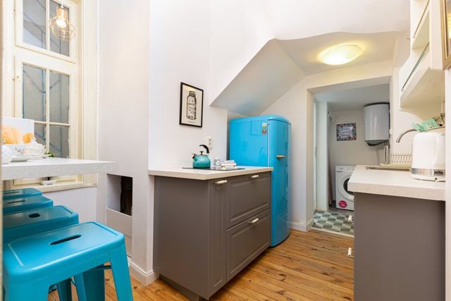 The Old Town Vintage 2-Bedroom Jewel