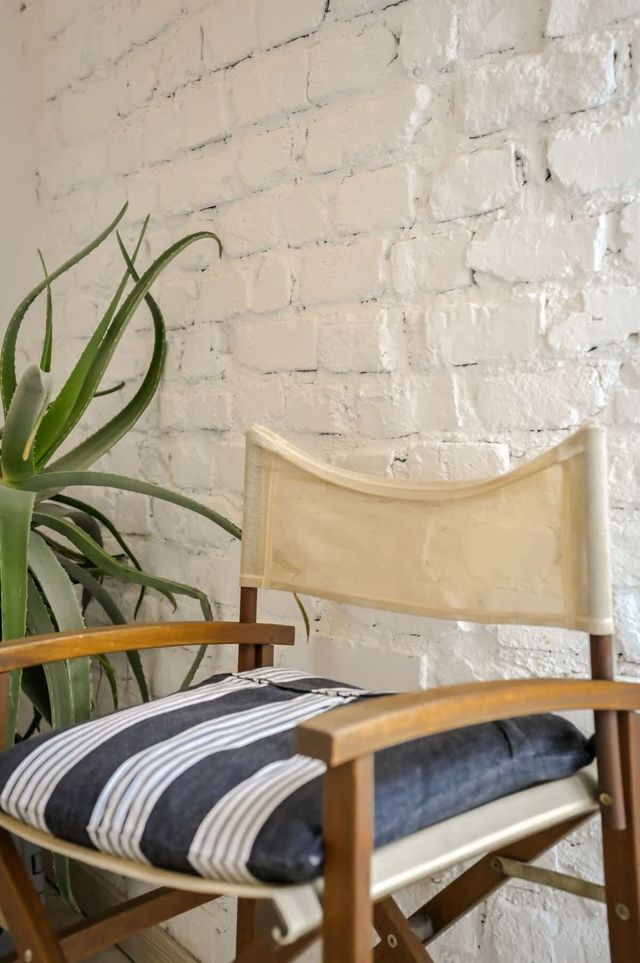 The Simple Place ~ Close to Slaveykov Square