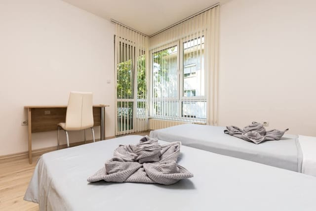 Stylish 2BD Apartment with a Nice Cozy Terrace