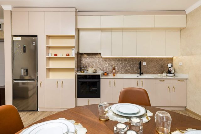 Sunny Modern 1BR Retreat with Cozy Balcony