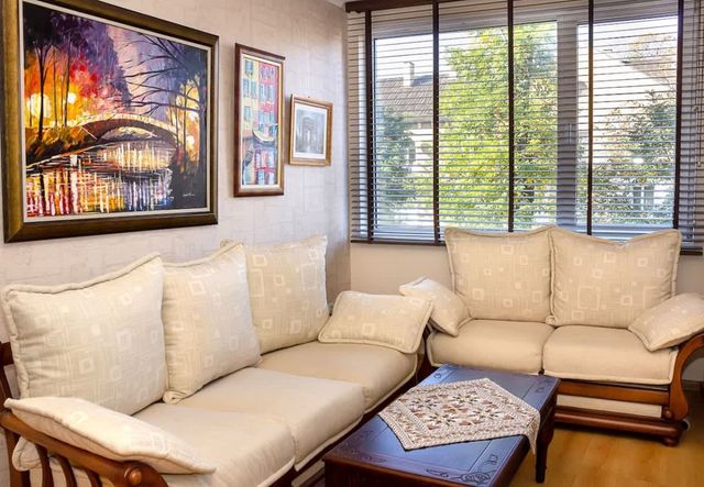 Cozy 1BD Apartment with Free Parking in the Area