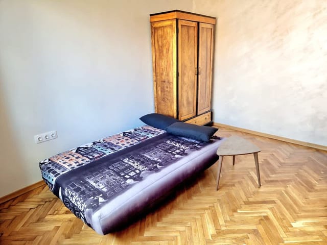 Prime Location: 2BD Flat near Alexander Nevsky