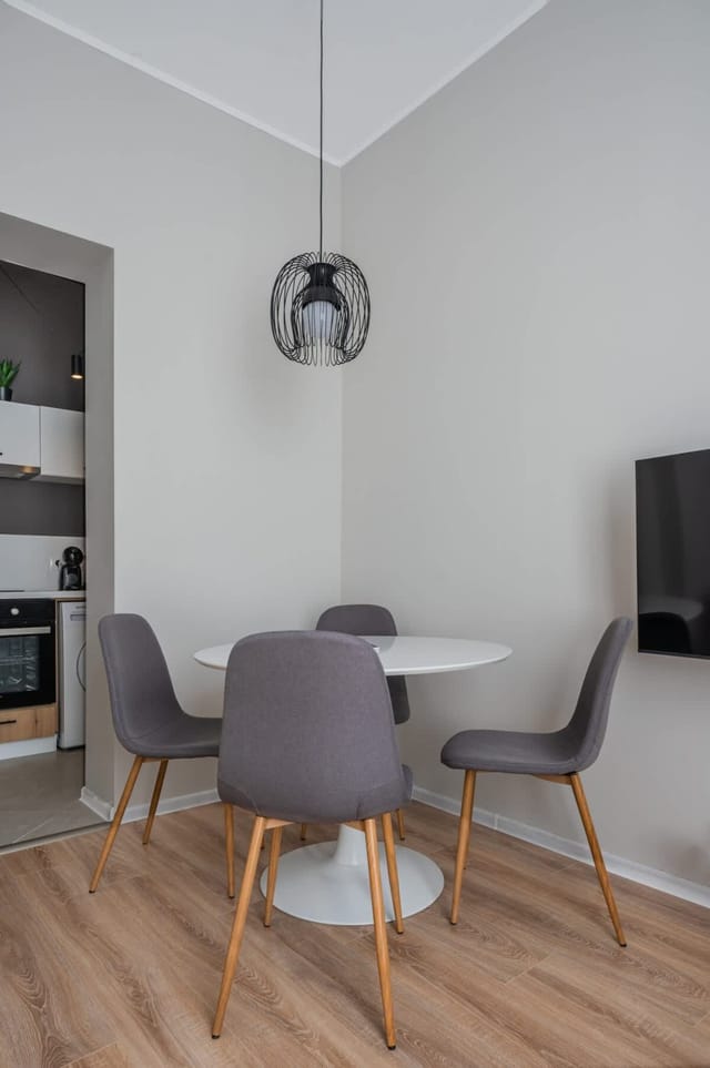 Light and Modern 2BD Flat Next To Women's Market