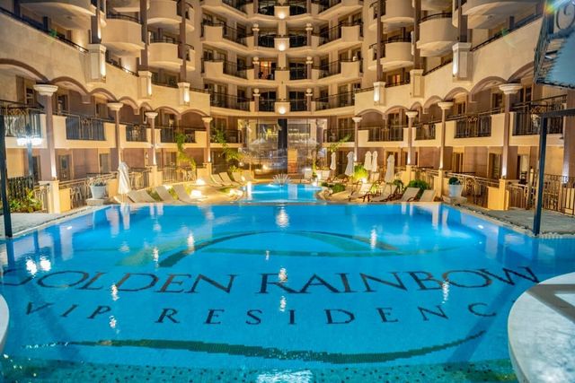 Cozy Golden Rainbow  Apartment Sea View