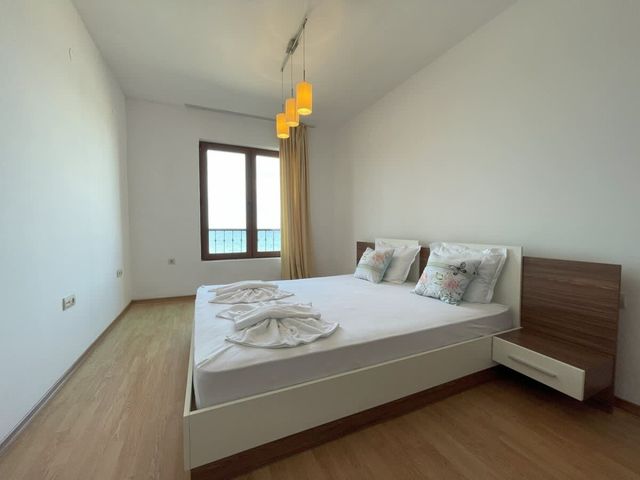 Apartment with Sea View in Rocamar