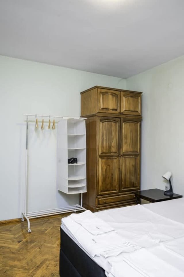 Spacious&Minimalistic 2BD Apt