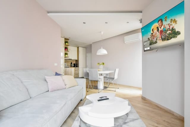 Charming 2BD with Mountain View - Photo 2