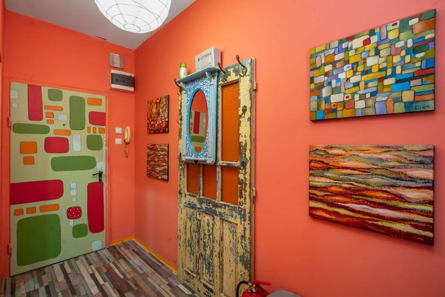 Life in Colours - Artistic 1BD Apartment