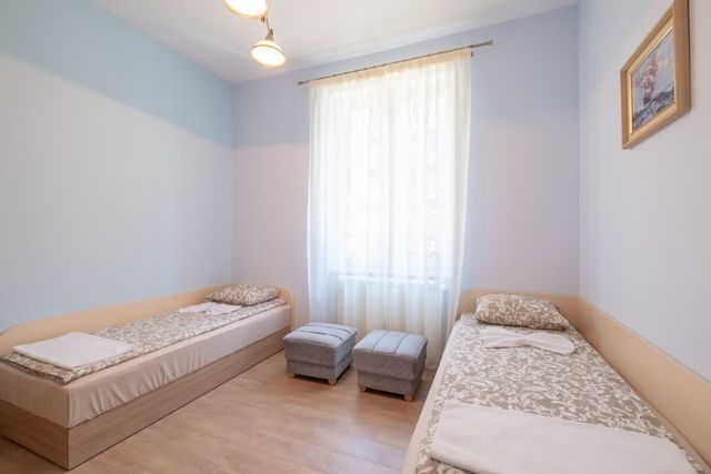 Urban Haven Retreat - Photo 2