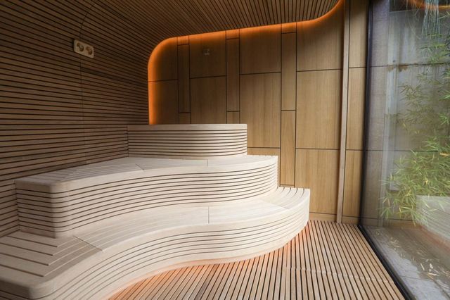 Modern 2-Bedroom Flat with Balcony in Azur Premium