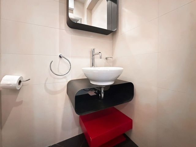 Joy Apartment – Stylish 2BD in Oborishte