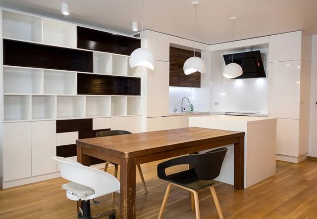 Modern Elegance in Varna – Spacious 3-Bedroom Home - Photo 2