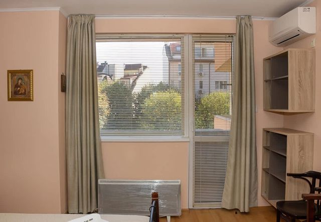 Cozy 1BD Apartment with Free Parking in the Area