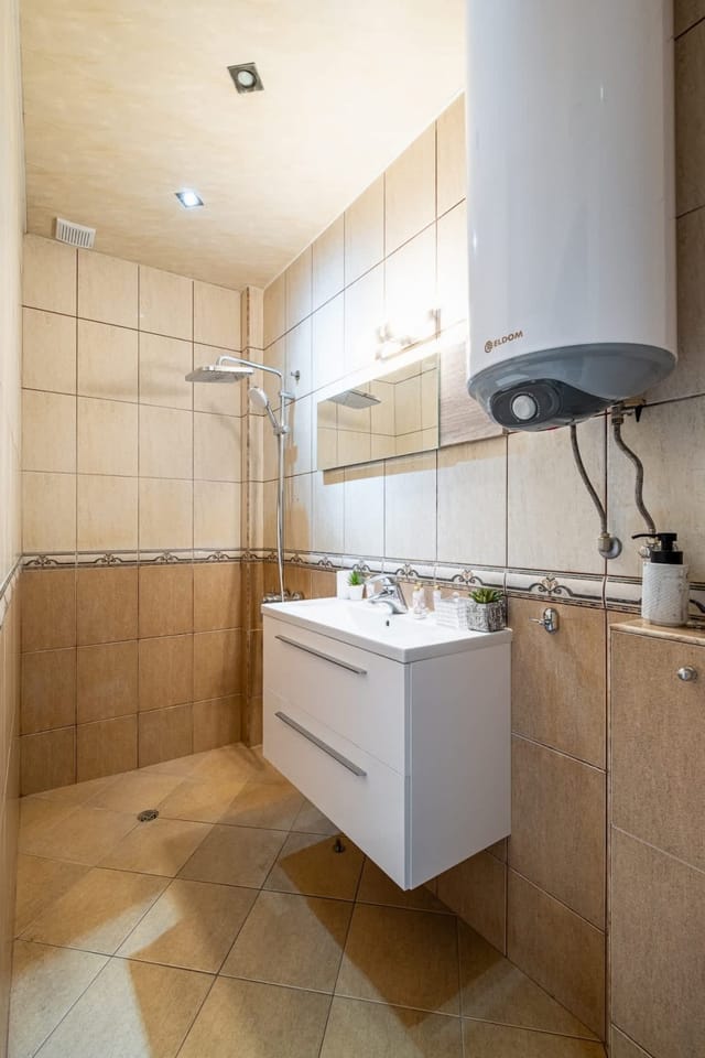 Black Sea Spacious 3BR Apartment