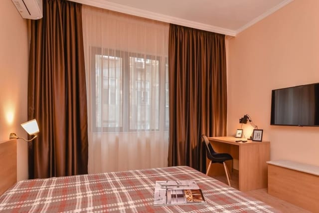 Sofia Dream Apartments - 3BD, 2BTHR - The Library