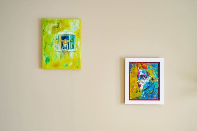 Sunny 1BR with Balcony