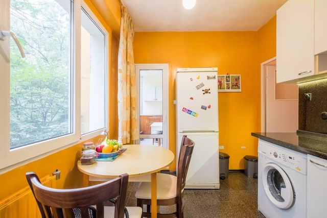 Cozy 1BD Flat in Central Sofia - Walk to Monuments