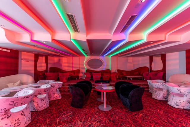 Night Club in The Flamingo Grand Hotel - Photo 3