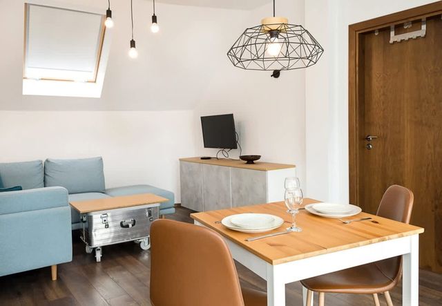 Urban & Cozy Escape - 1BR Flat near GrandMallVarna