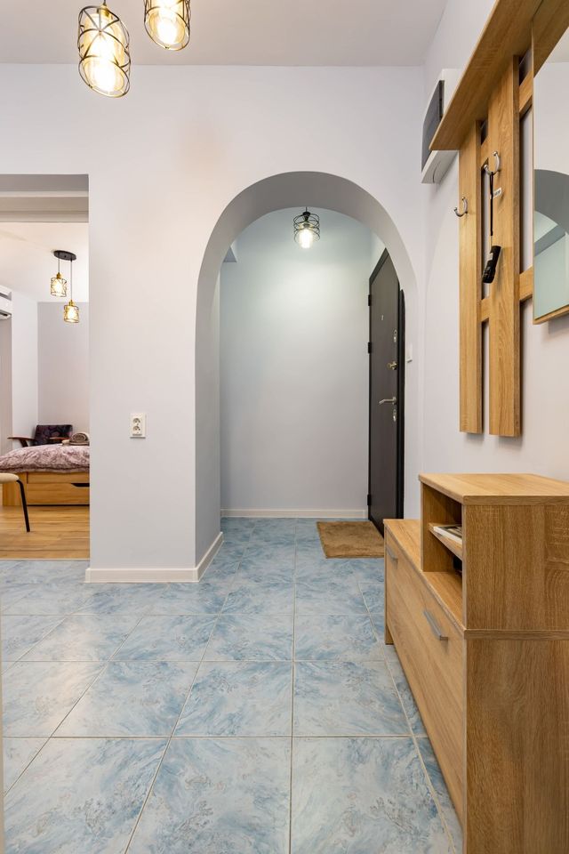 Cozy Floor from a House Near the City Center