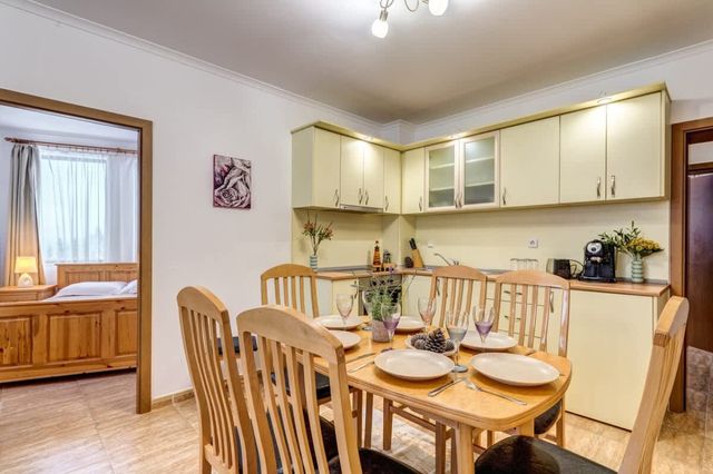 Alpine Haven 2-Bedroom Escape in Pamporovo