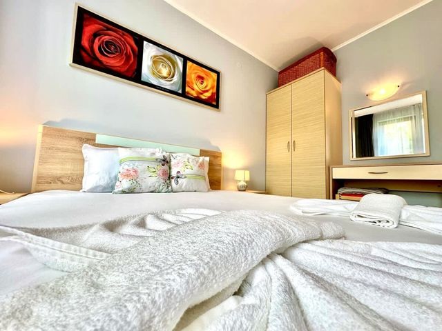 Apartment with Terrace  Royal Sun