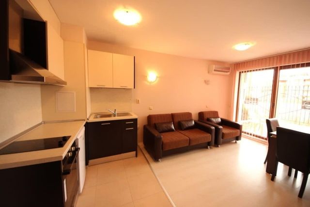 Sunny Apartment with terrace in Horyzont