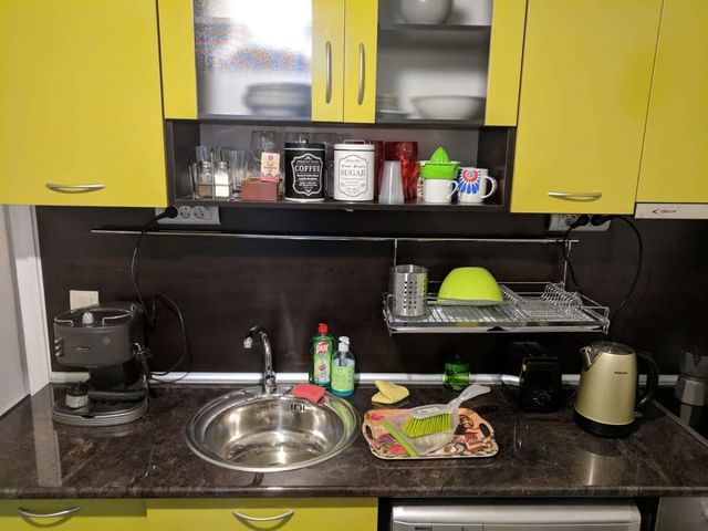 Convenient New Apartment Near Metro Station