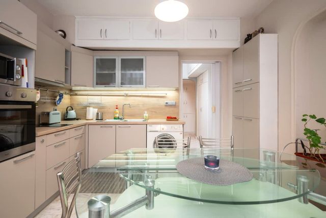 Cozy Apartment near Vitosha Street