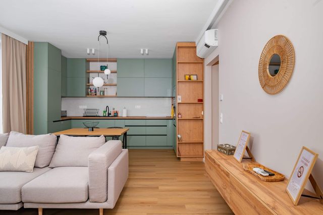 Spacious 2BR Apartment - Modern Design