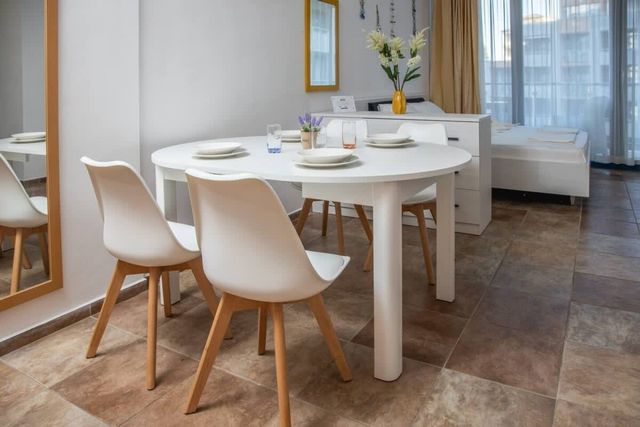 Stylish flat in the TOP centre of Sunny Beach