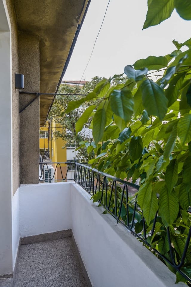 ROS? one bedroom designer apartment in city centre