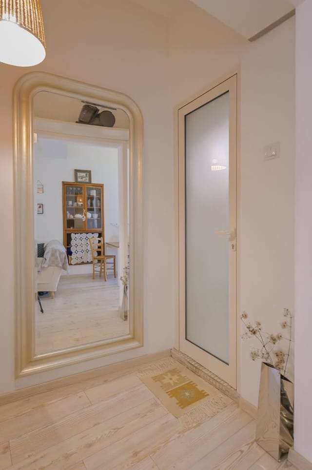 The Simple Place ~ Close to Slaveykov Square