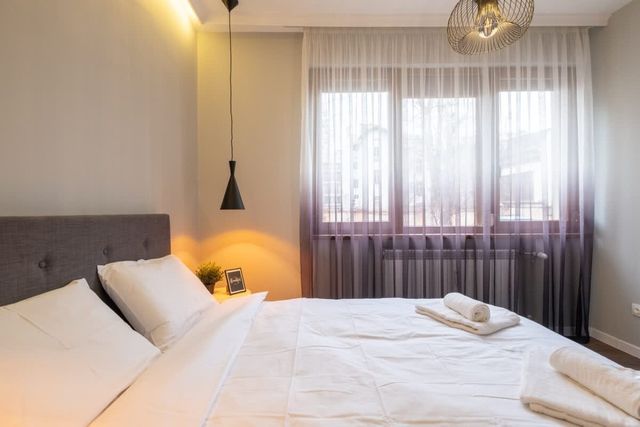 Designer & Cozy 2BD Flat In the city center