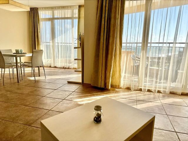 Aheloy Palace - Luxury apartment for 5 person