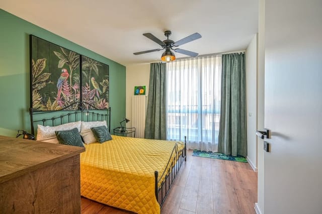 Tropicana Penthouse – 1BD Free parking
