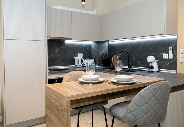 Stylish Studio with Balcony – Bella Vita, Varna - Photo 3