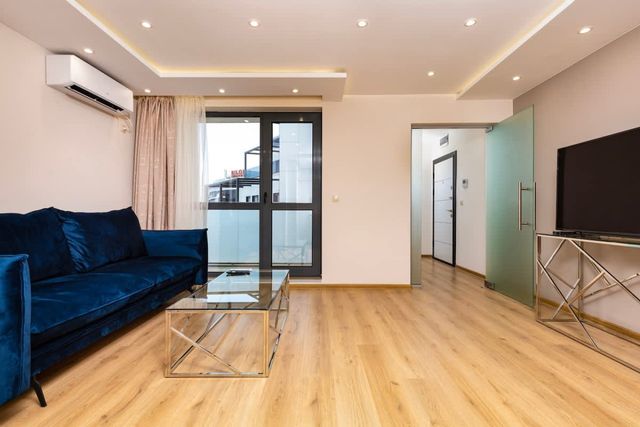 Cityscape Retreat 1BD Flat in the Heart of Plovdiv