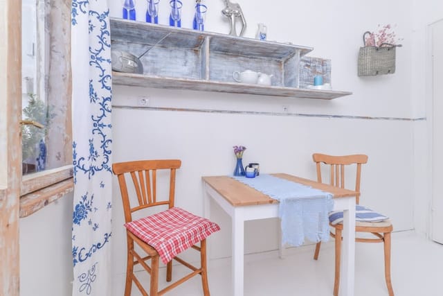 Shik &amp; Chic One Bedroom Central Apartment - Photo 4