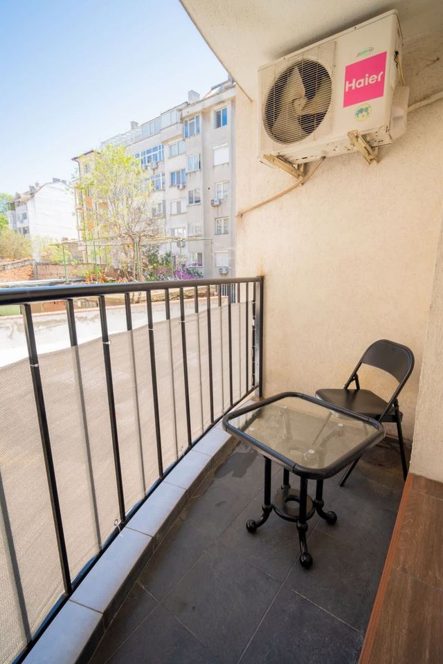 Spacious 2BD Apart. Walk to City Centre