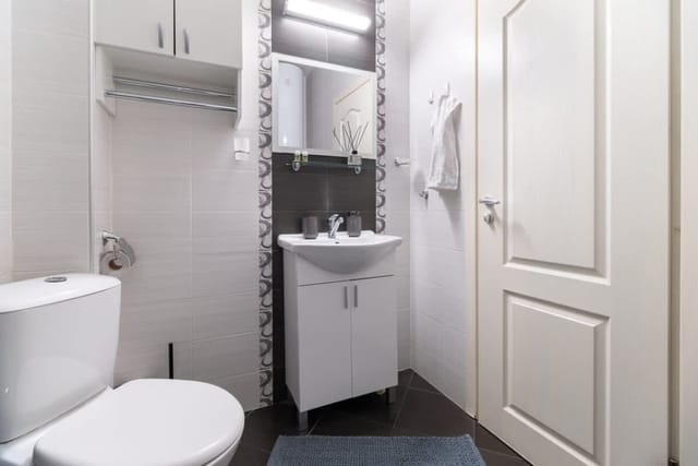 Comfortable 2BR Urban Getaway in City Center