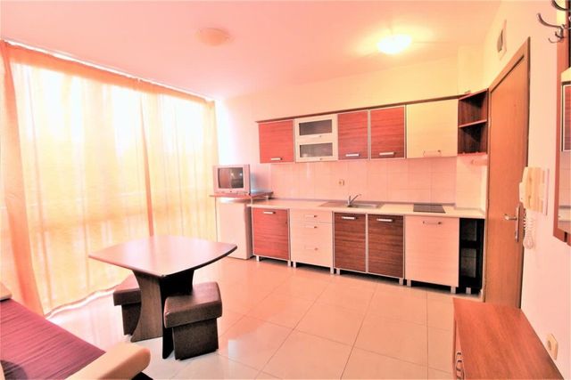 Cozy apartment in komplex Eden