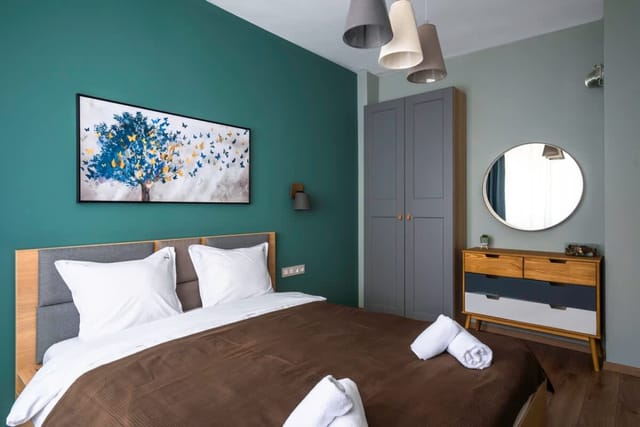 Lux Flat next to Park with working space