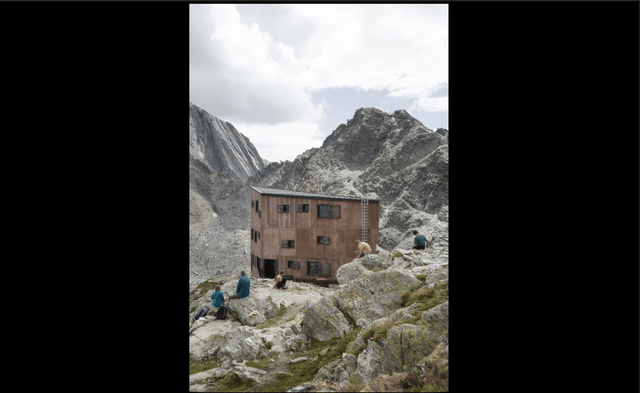 Rifugio Petrarca Hut